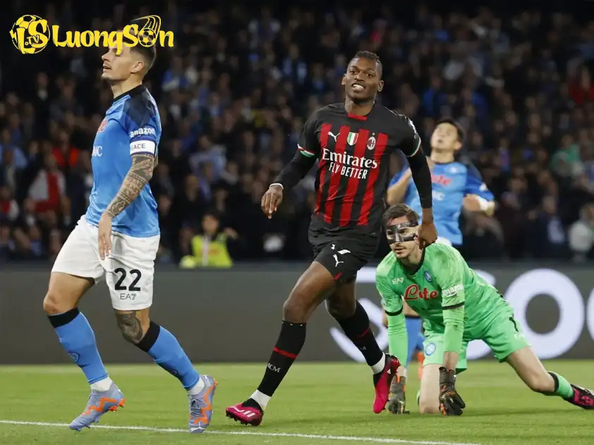 AC Milan đang cho thấy sự trở lại mạnh mẽ (Ảnh: Football Italia) AC Milan đang cho thấy sự trở lại mạnh mẽ