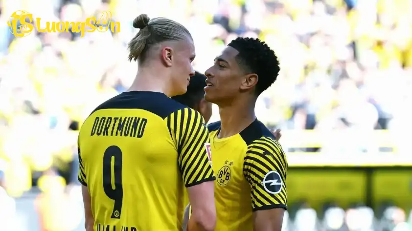 Bellingham và Haaland có mối quan hệ thân thiết khi cả hai từng là đồng đội tại Dortmund (Ảnh: Bundesliga). Bellingham và Haaland có mối quan hệ thân thiết khi cả hai từng là đồng đội tại Dortmund (Ảnh: Bundesliga).