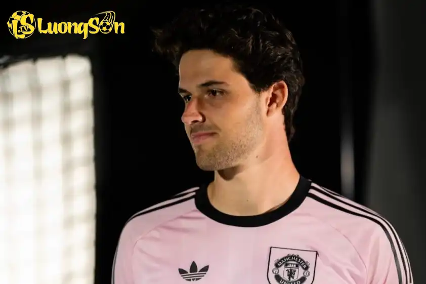 Senne Lammens nhận được niềm tin rất lớn từ Ruben Amorim. Ảnh: CLB Senne Lammens nhận được niềm tin rất lớn từ Ruben Amorim.