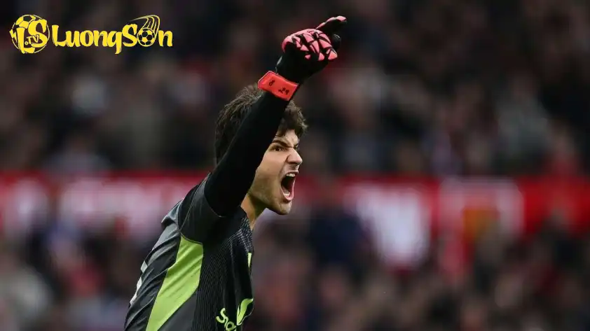 Lammens đã có một ngày thi đấu ấn tượng (Ảnh: GOAL). Lammens đã có một ngày thi đấu ấn tượng