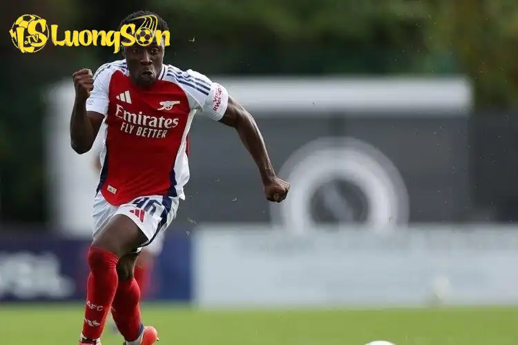 Sao trẻ này được đánh giá có nhiều nét tương đồng với huyền thoại Vieira Sao trẻ này được đánh giá có nhiều nét tương đồng với huyền thoại Vieira