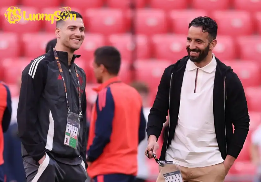 Ruben Amorim và Diogo Dalot được xác nhận có cùng tổ tiên Ruben Amorim và Diogo Dalot được xác nhận có cùng tổ tiên