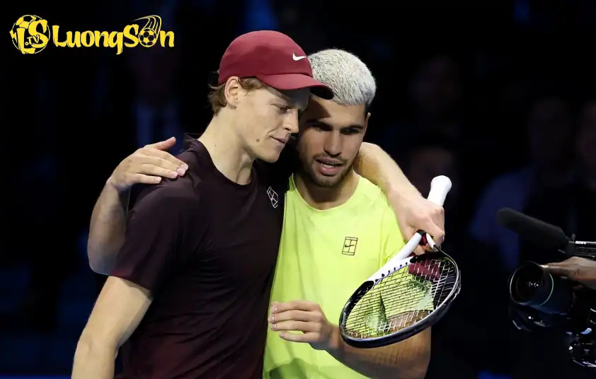 Carlos Alcaraz và Jannik Sinner dẫn đầu ATP Tour về khả năng kiếm tiền trong năm 2025. Carlos Alcaraz và Jannik Sinner dẫn đầu ATP Tour về khả năng kiếm tiền trong năm 2025.