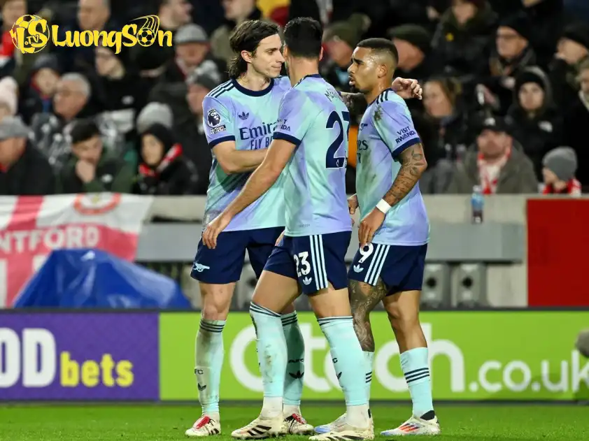 Trận đấu giữa Arsenal vs Brentford Trận đấu giữa Arsenal vs Brentford