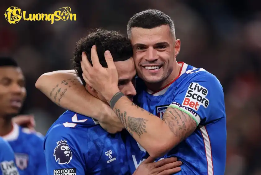 Sunderland mới là đội phải tiếc nuối khi chỉ có 1 điểm rời Anfield. Sunderland mới là đội phải tiếc nuối khi chỉ có 1 điểm rời Anfield.